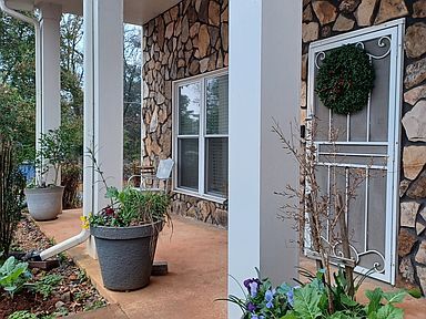 Foto del edificio - 1348 Brandon Square