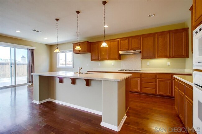 Foto del edificio - 1422 Oakpoint Ave