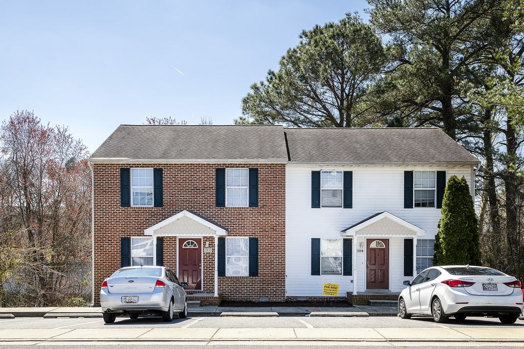 Building Photo - Cedar Crossing