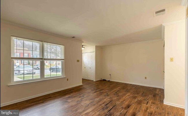 Building Photo - 2534 Clothier St