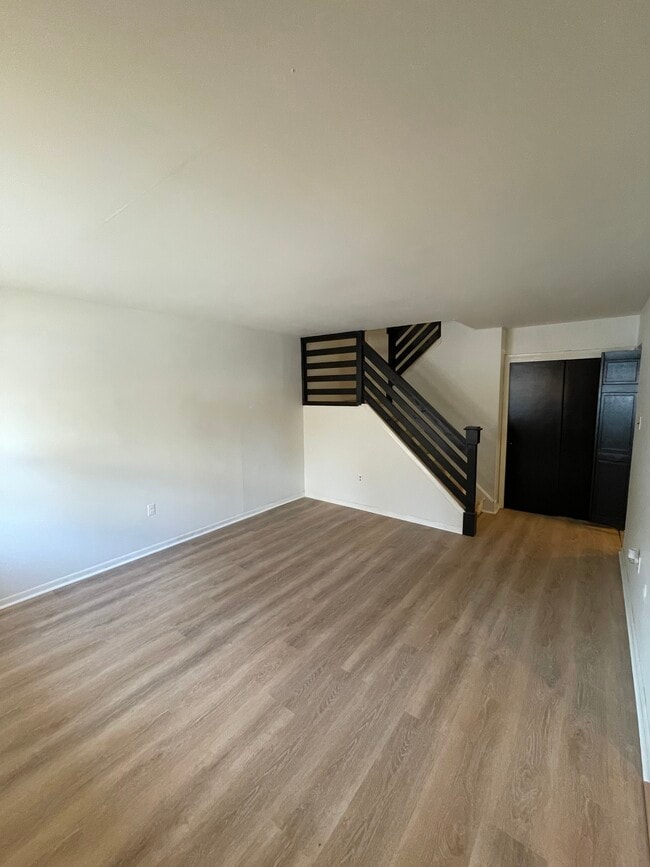 Foto del edificio - 2539 Jenkintown Rd