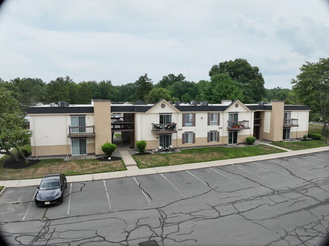 Exterior 3D - Deer Creek