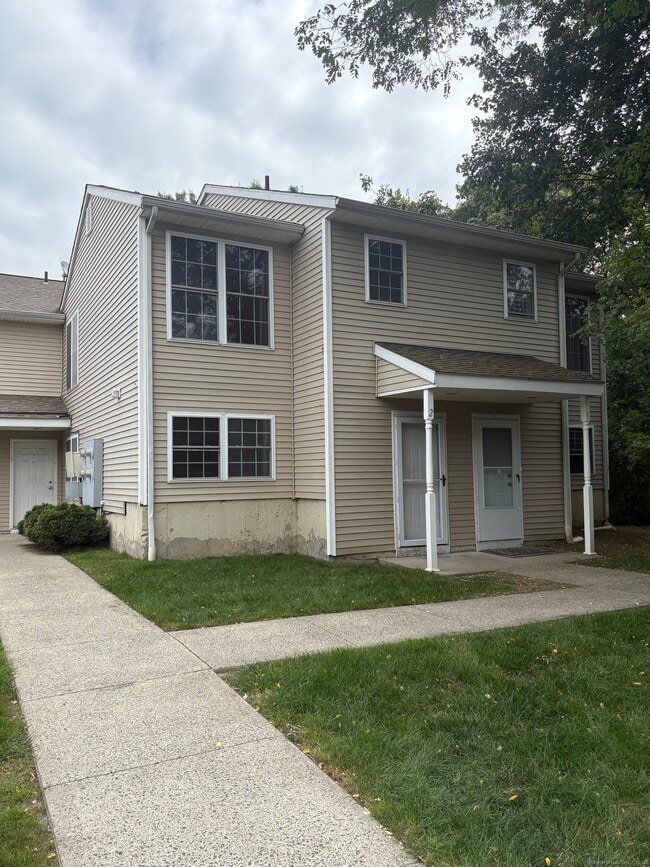 Building Photo - 92 Hamden Ave