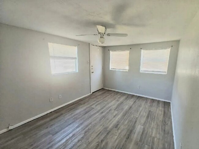 Foto del edificio - Cozy 1 Bedroom Apartment