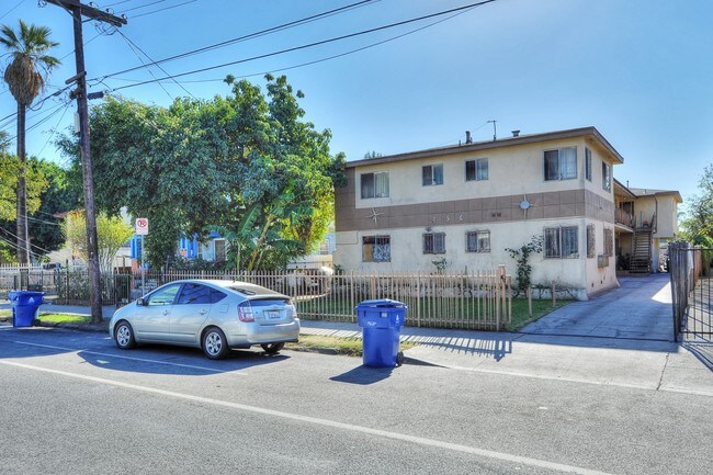 Foto del edificio - 456 E Adams Blvd