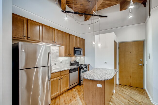 Foto del edificio - 1500 W Monroe St