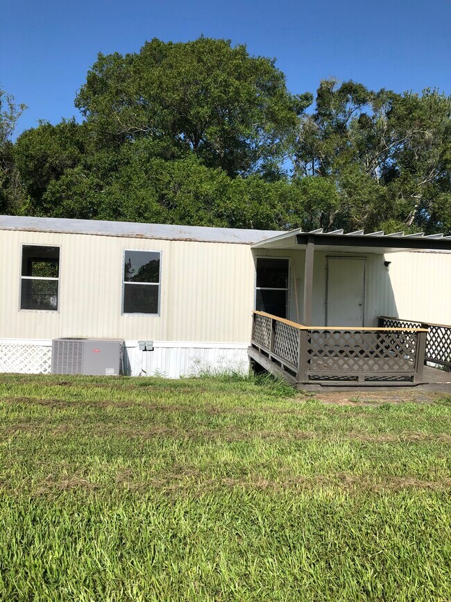 10997 SE 49th Ave, Starke, FL 32091 House Rental in Starke, FL