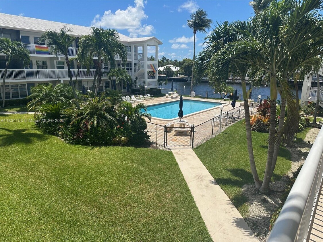 Primary Photo - 1152 NW 30th Ct