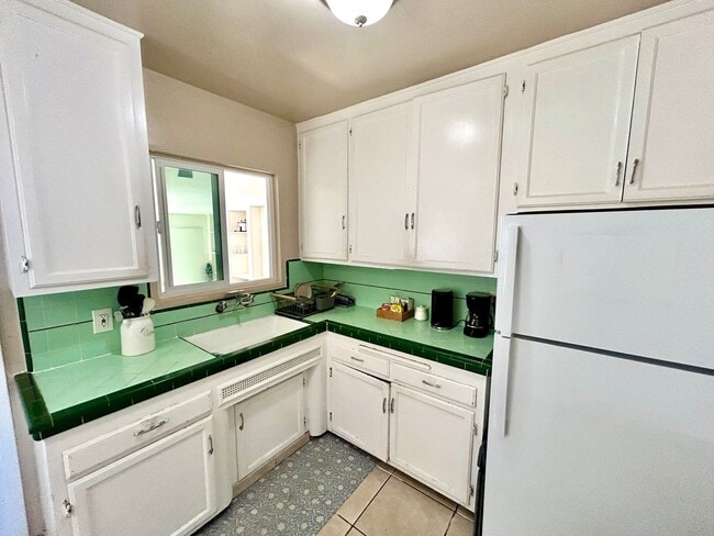 Building Photo - Charming 2 Bed / 1 Bath Home in Desirable Oak Park in San Diego