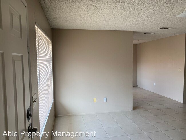 Building Photo - 6009 Hill Dale Ct