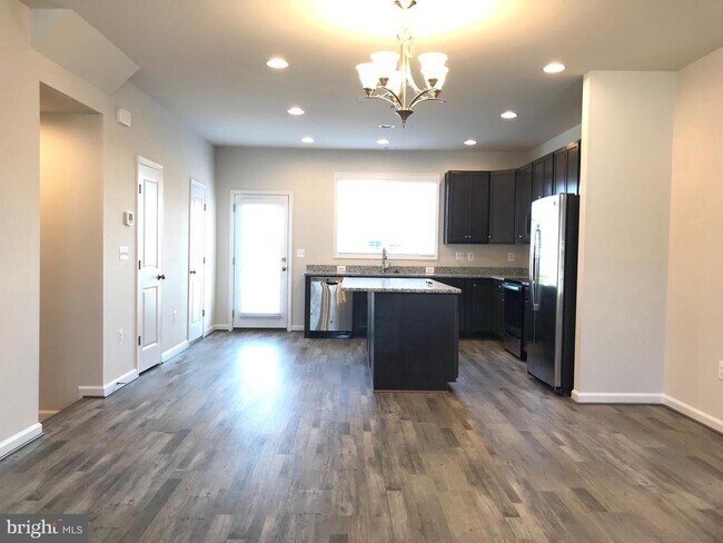 Building Photo - 12109 Bowling Farm Ct