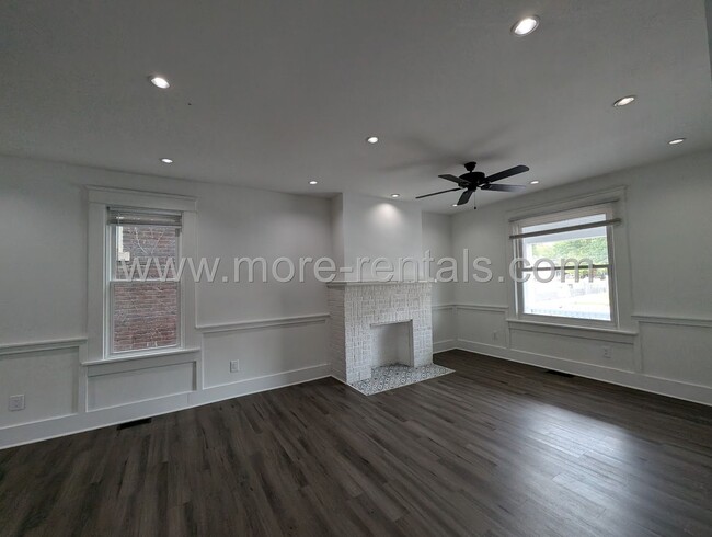 Foto del edificio - Remodeled 3 bdr 2.5 ba house near Children...