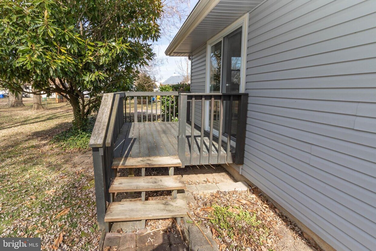 Foto principal - 316 W Woodlawn Ave
