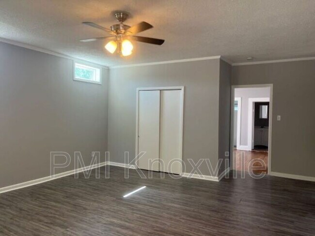 Photo - 3089 Washington Pike Apartment