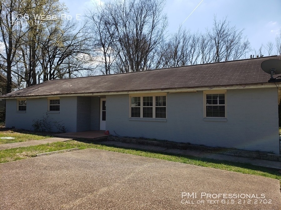 Primary Photo - 108 Webb Rd E