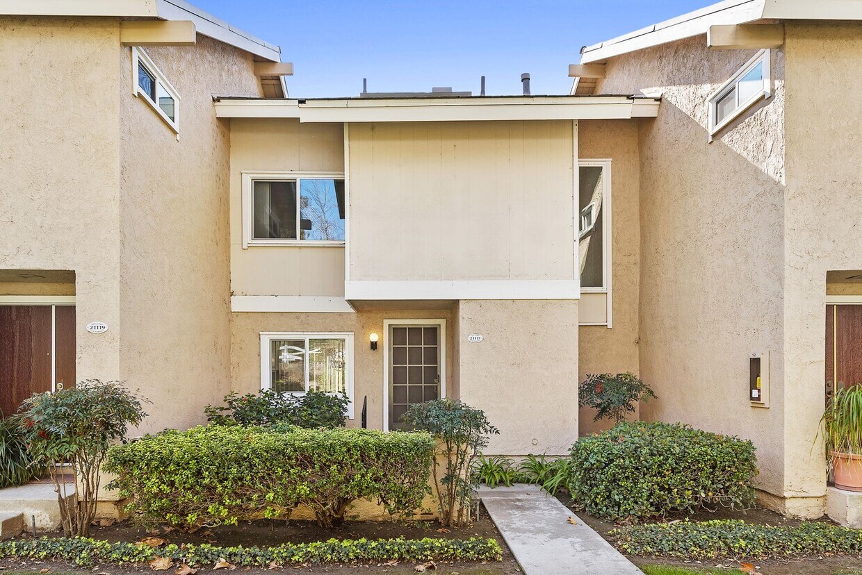 Primary Photo - Yorba Linda Townhome