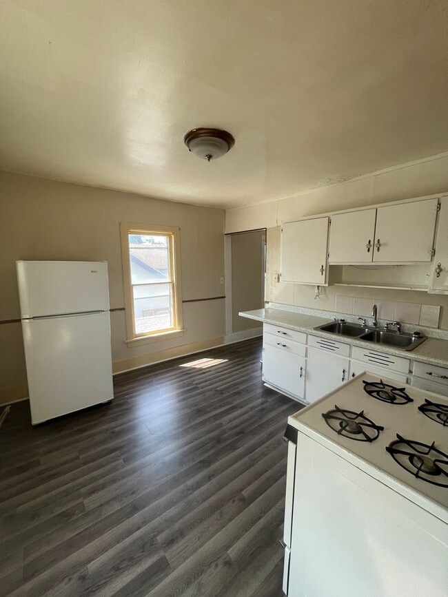 Foto del edificio - 1235 2nd Ave N