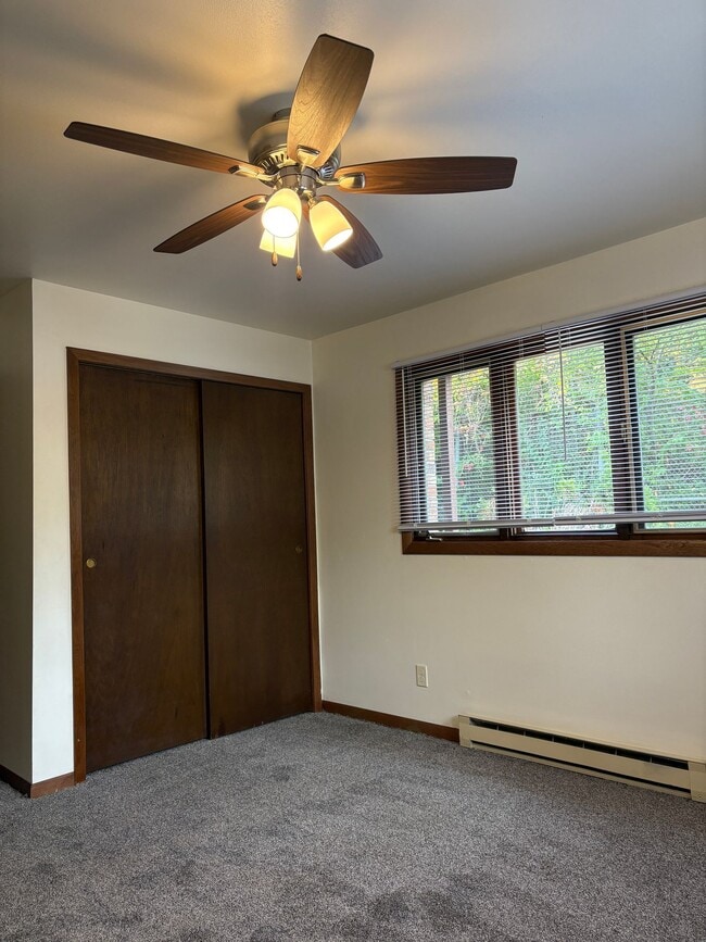 Building Photo - 4651 GOVERNORS DR