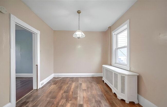 Building Photo - 8 Belleview Ave