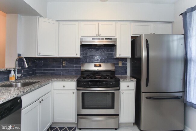Building Photo - 4113 Captain Molly Cir