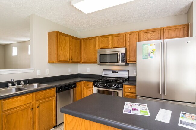 Building Photo - 235 Osmanthus Way