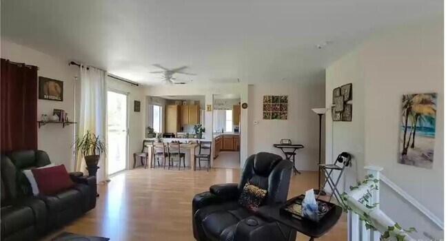 Building Photo - 5904 Pine Valley Dr