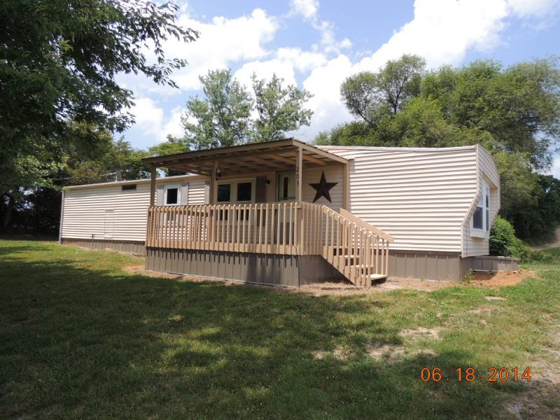 Foto principal - 203 Blackley Creek Road