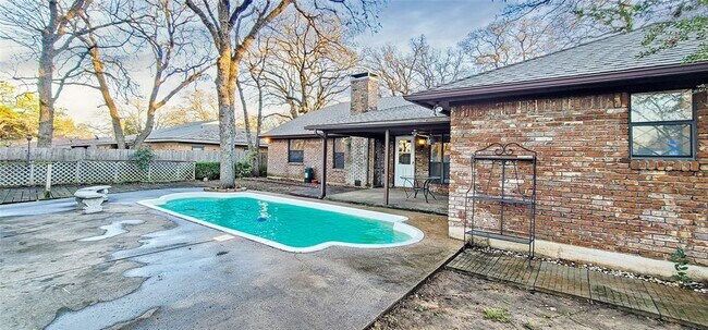 Foto del edificio - 5909 Pleasant Wood Trail