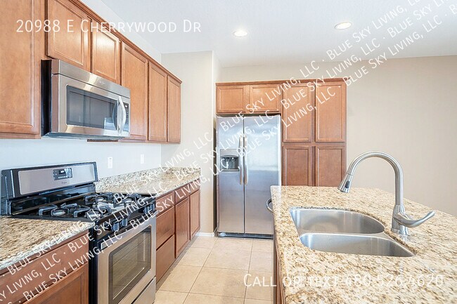 Building Photo - 20988 E Cherrywood Dr