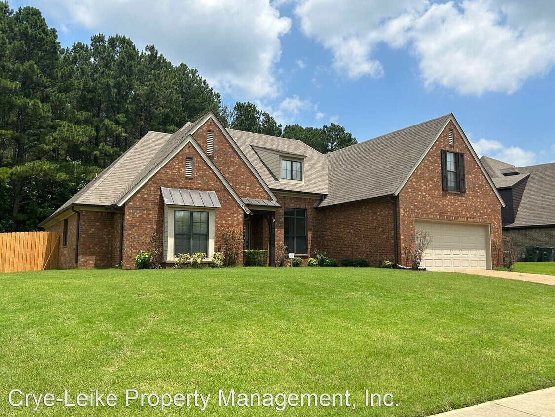 4 br, 2 bath House 6320 Bending River Road House for Rent in