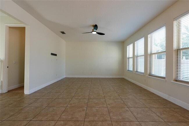 Building Photo - 9088 Outlook Rock Trail