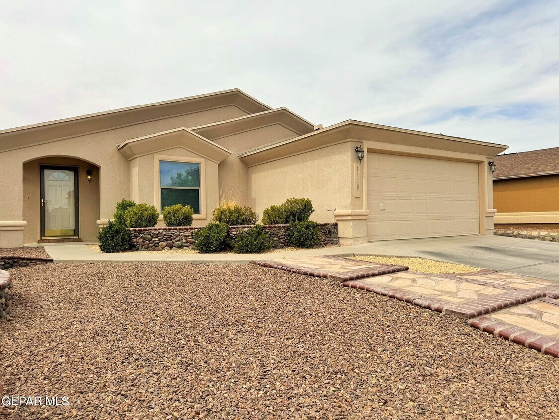 Foto principal - 13981 Sandy Rock Dr