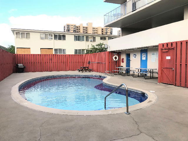 Building Photo - LILIKOI 1/1/1 sec, A/C, W/D, lanai, pool