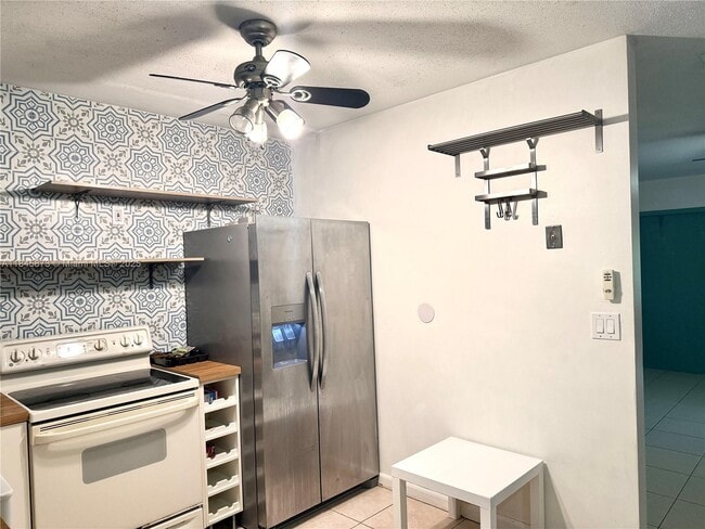 Foto del edificio - 1104 N 17th Ct