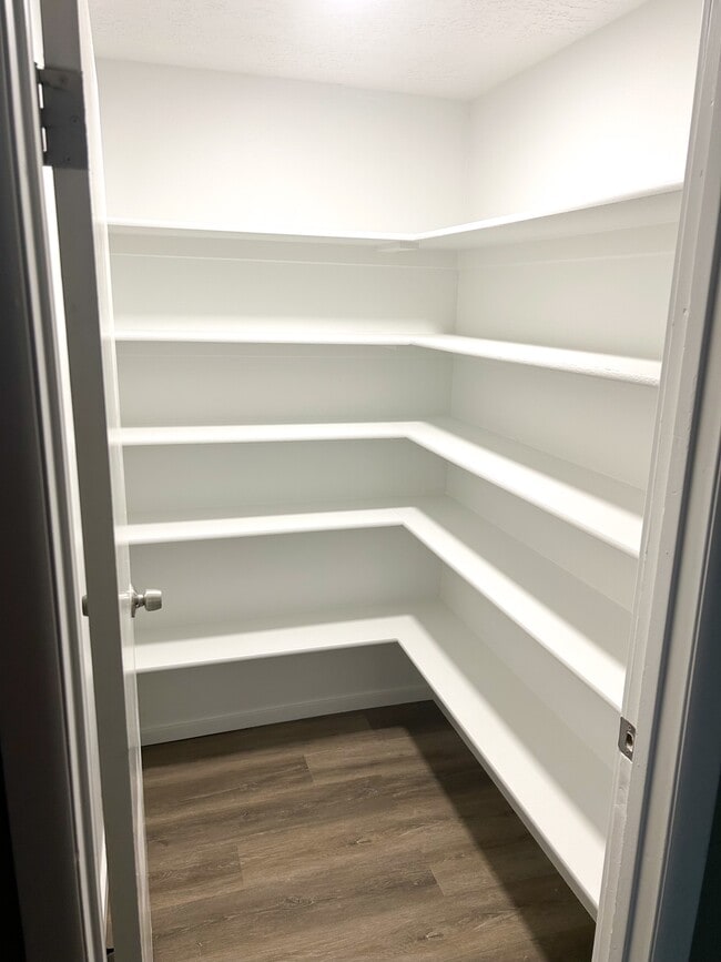 Building Photo - 777 N 1000 W