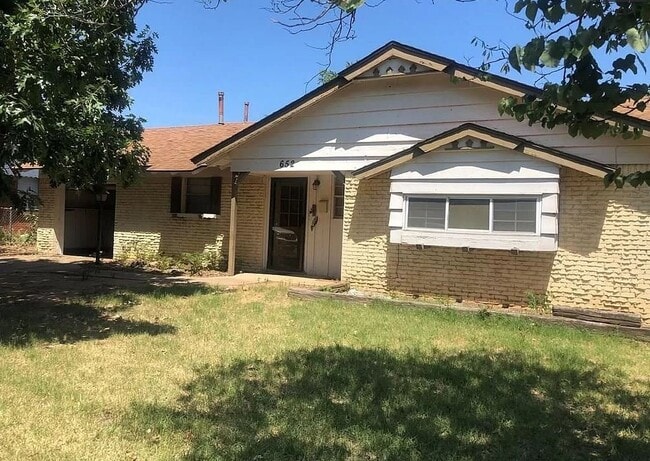 Photo - 652 Lotus Ave (Midwest City, OK) House