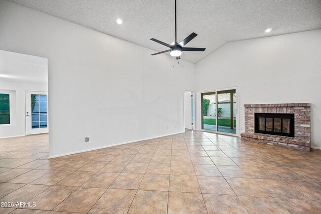 Building Photo - 1129 N 87th St