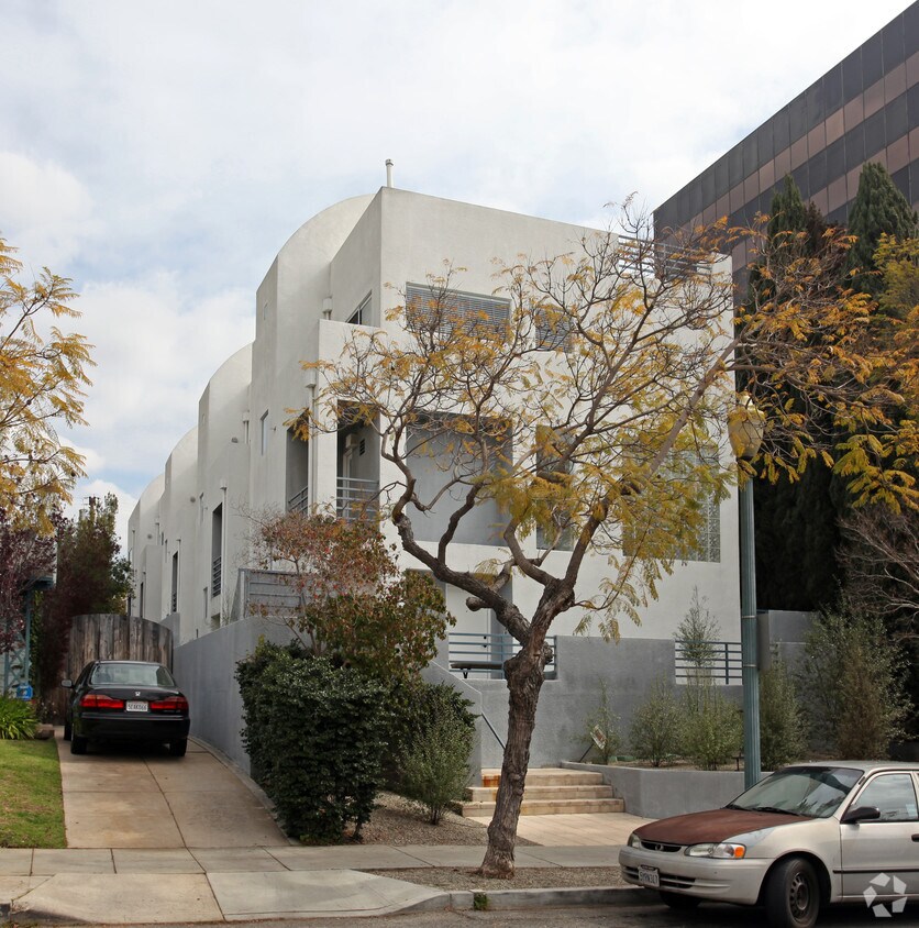 Foto principal - 1139 Harvard St