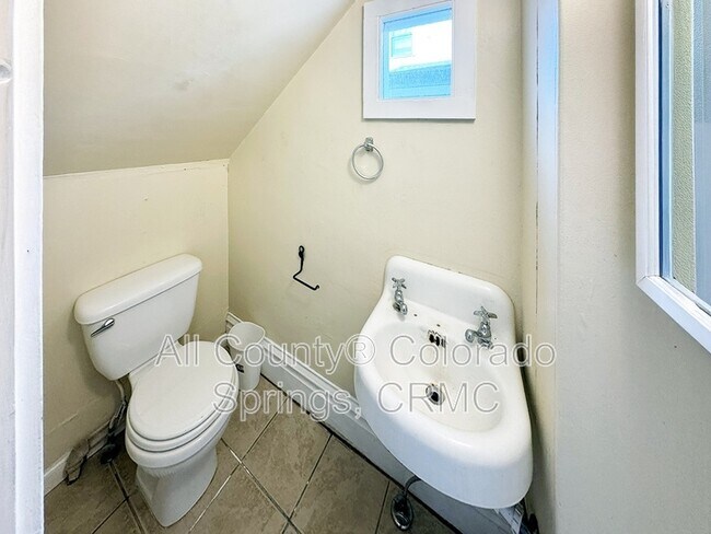 Foto del edificio - 815 N Nevada Ave