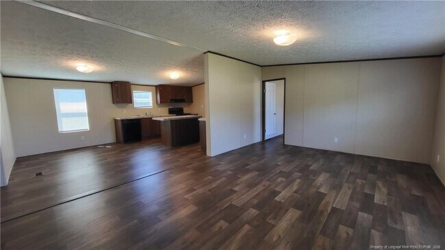 Foto del edificio - 262 Burns Rd