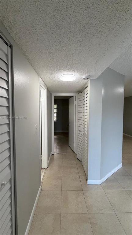 Foto del edificio - 4010 Lakeside Dr