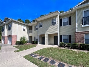 Building Photo - 4886 NW 46th Pl