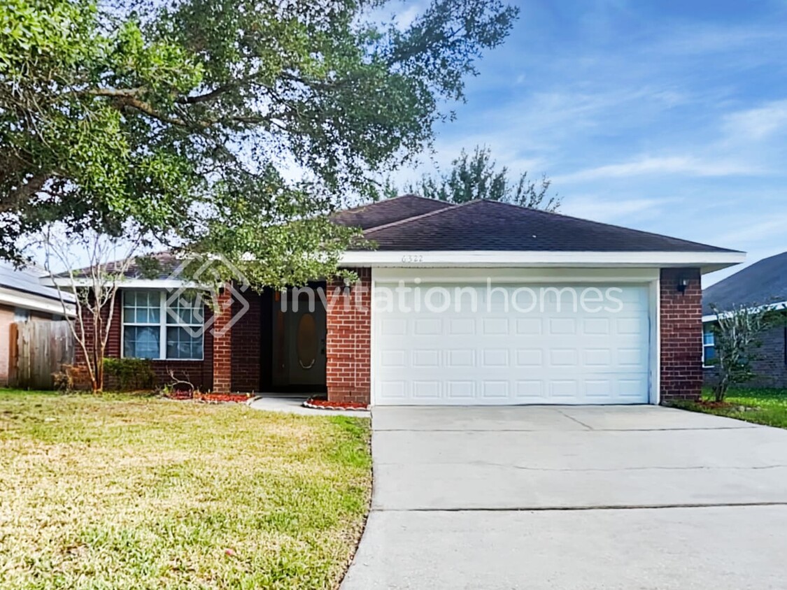 Foto principal - 6322 Ironside Dr N