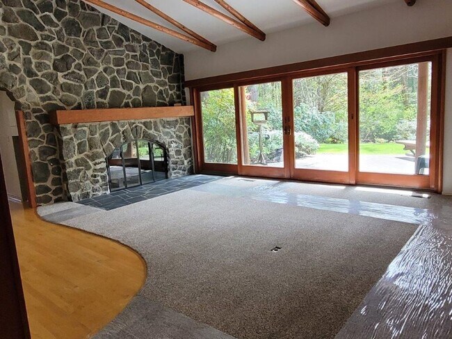 Building Photo - Enjoy Outdoor Living with this Rare Proper...