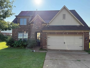 Building Photo - 4864 Shandy Dr