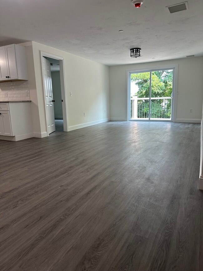 Building Photo - 267 Mill Street LLC