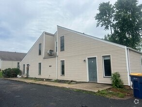 Building Photo - 1722 Oshea St