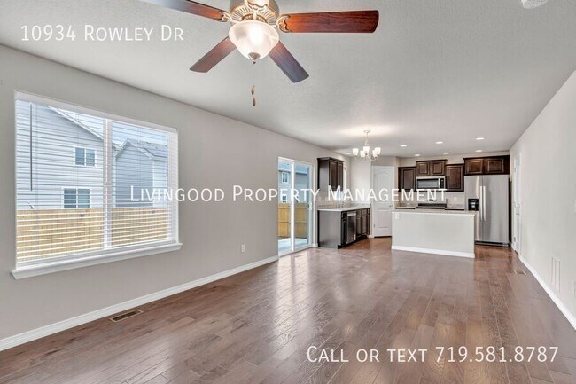 Building Photo - 10934 Rowley Dr