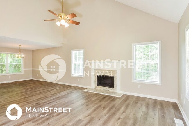 Building Photo - 200 Highgrove Dr