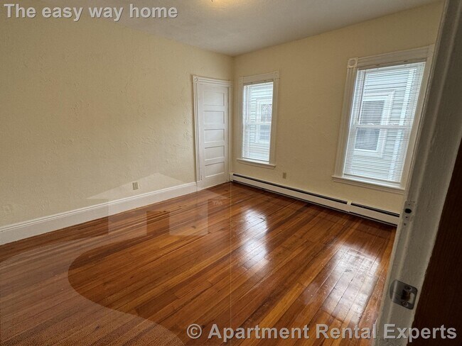 Foto del edificio - Everett 3 bed - Deleaded -Dishwasher